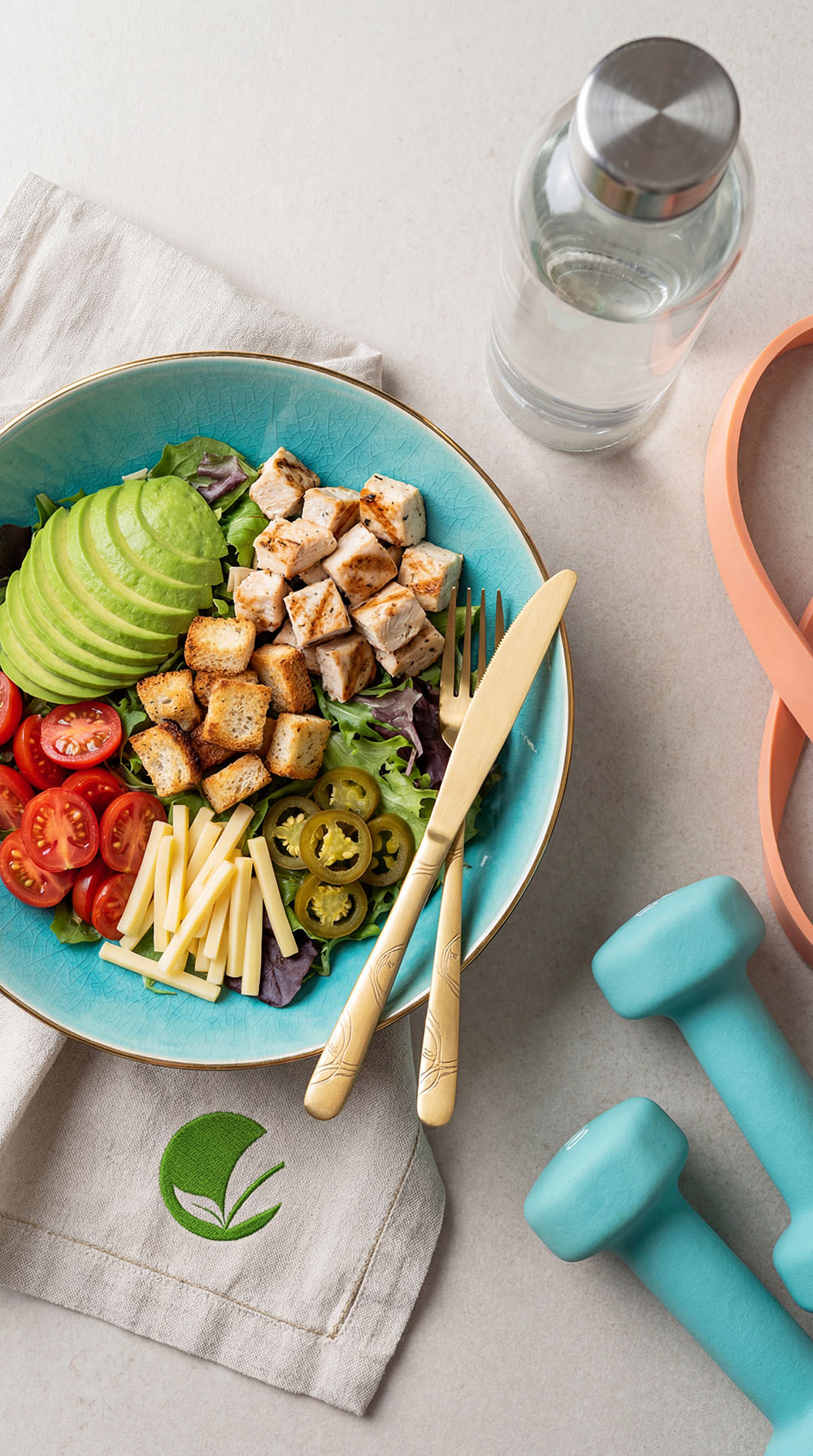 Jak zrobić redukcję masy ciała bez utraty mięśni? Skuteczne i realne zasady