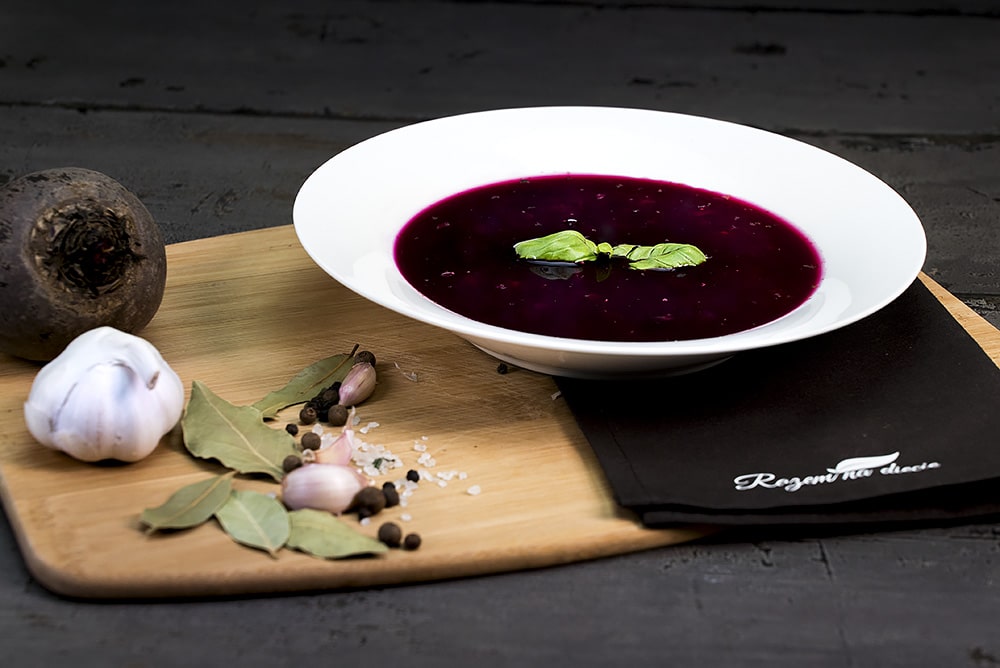 Barszcz czerwony z kiszonych buraków