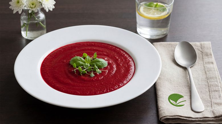 Zupa krem z buraka i pomidora