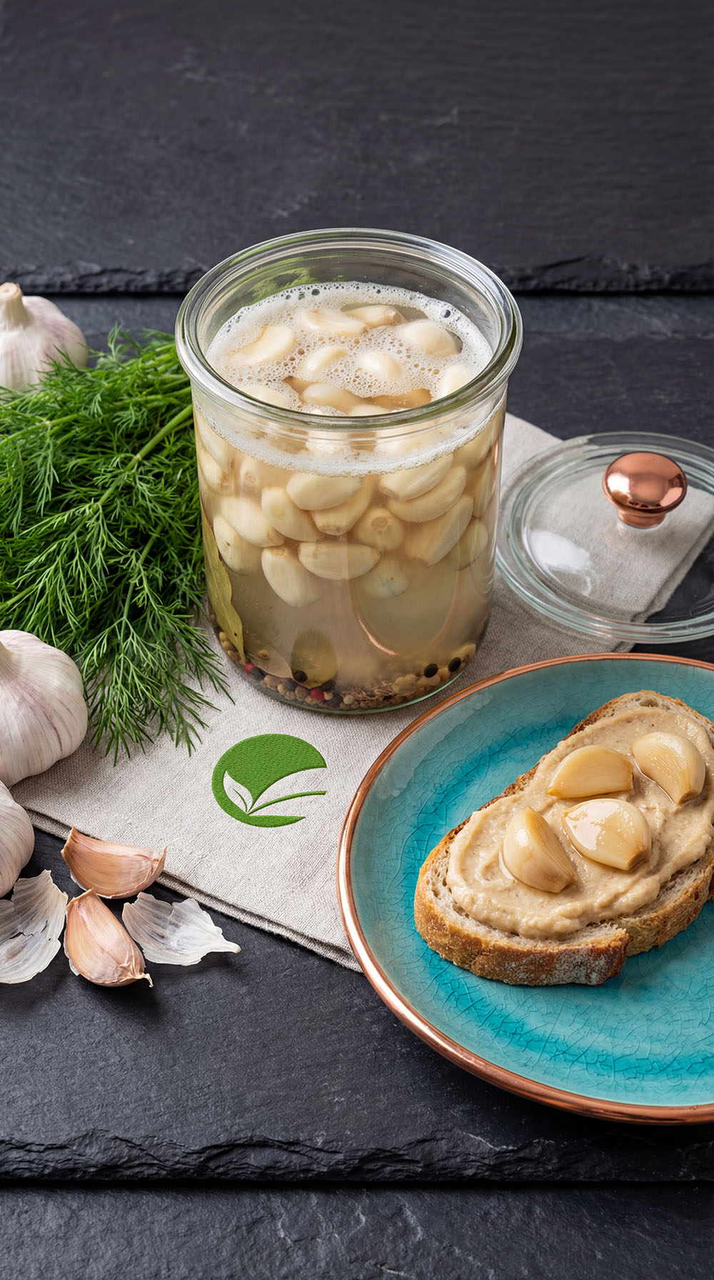 Kiszony czosnek – naturalny probiotyk, właściwości i domowy przepis krok po kroku