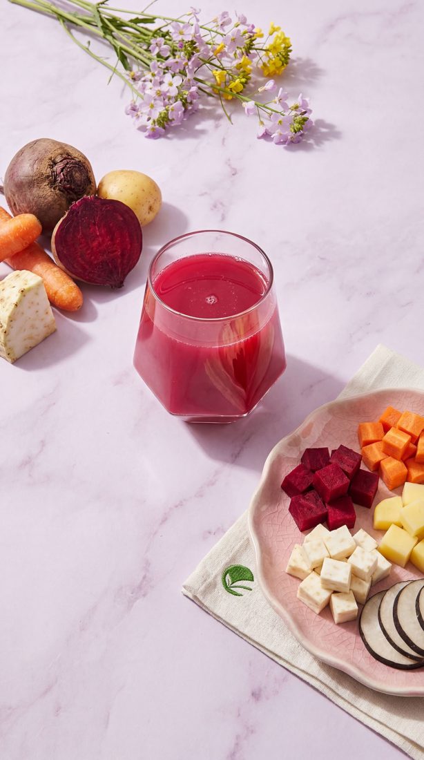 Sok z buraka i selera – prosty przepis Breussa